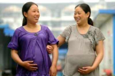Polémica en China por una empresa que pide a sus trabajadoras quedarse embarazadas por turnos