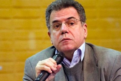 Gerardo Caetano: No es aceptable decir que el referéndum es “un palo en la rueda” al gobierno