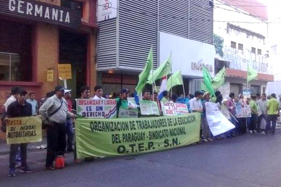 Paraguay: Docentes denuncian persecución sindical