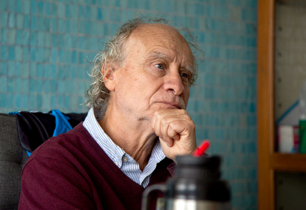 Dr.  Gabriel González Rabelino