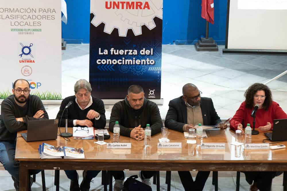 Fundacion UNTMRA - Clasificadores y reciclaje